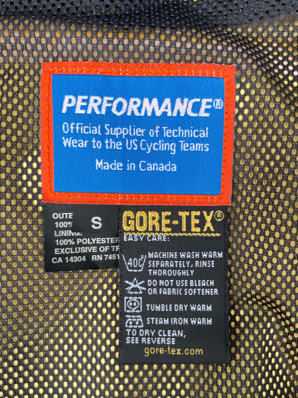 Performance Gore-Tex Cycling Jacket with Hood, Men’s Size Small, Yellow - Picture 6 of 6